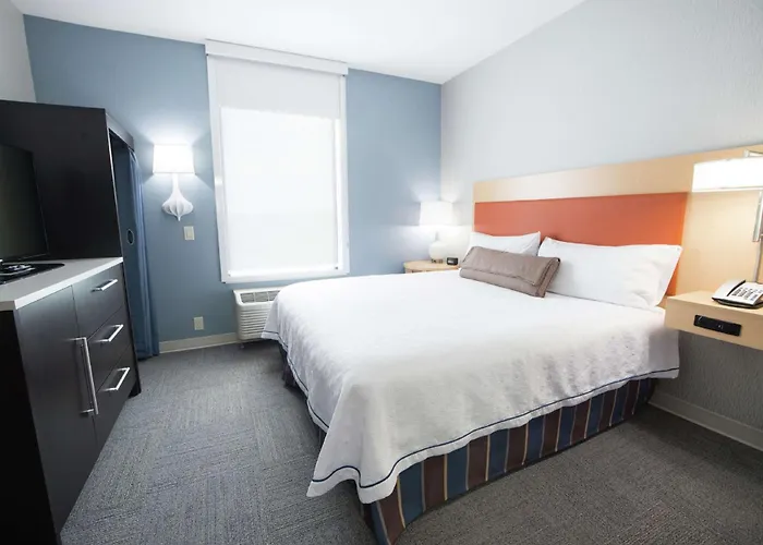 Home2 By Hilton Hills 3*