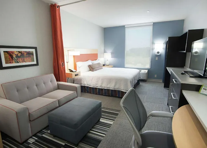 Home2 By Hilton Hills 3*