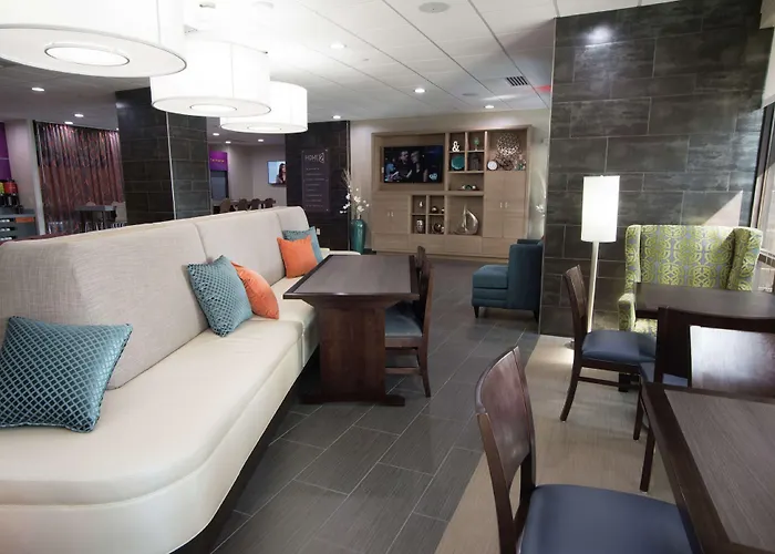 Hotel Home2 By Hilton Hills 3*